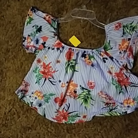 Derek Heart Tops - NEW - Top, colorful junior's